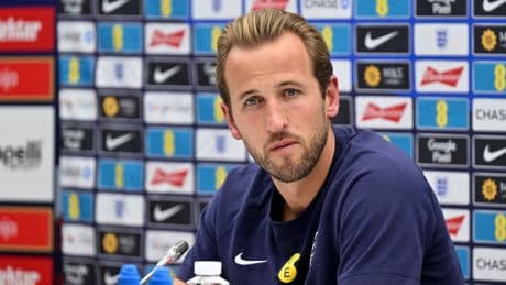 Harry Kane hails 'fantastic chairman' Daniel Levy after surprise Tottenham exit