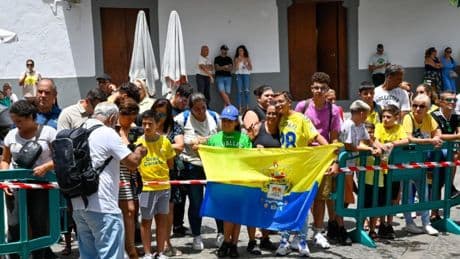 La UD Las Palmas, con la Virgen del Pino para atar, entre fe y fútbol, su tradición más invisible