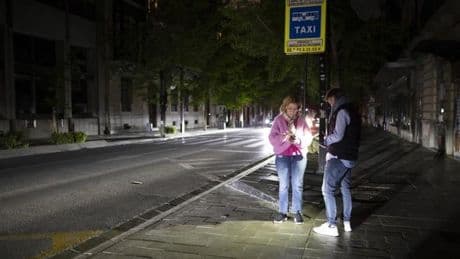 Competencia puede multar con hasta 60 millones de euros a los responsables del apagón