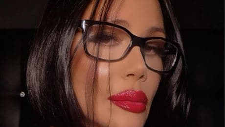 Dschungelkönigin Djamila Rowe startet mit 58 bei OnlyFans – aus traurigem Grund