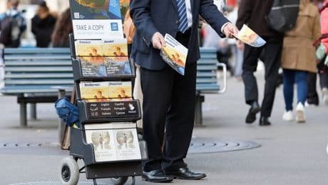 Woran glauben Zeugen Jehovas? Ein Überblick