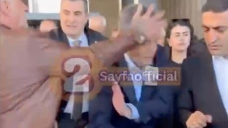 Özgür Özel'e tokatlı saldırı