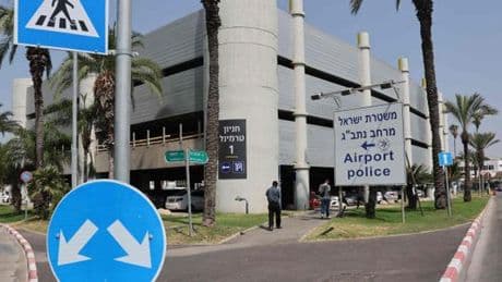 Trois passagers du voilier « Madleen » qui a tenté de briser le blocus à Gaza sont toujours emprisonnés en Israël