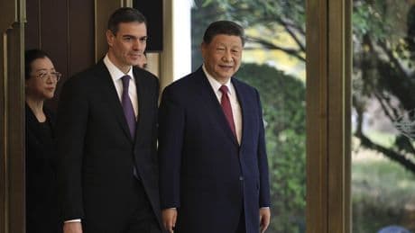 Del enemigo americano al amigo chino