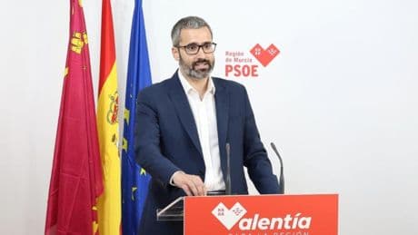El PSOE de Murcia saca pecho por las dos desaladoras que construirá el Gobierno para compensar el recorte al trasvase