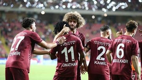 Küme düşen Hatayspor 4 büyükten de puan aldı!