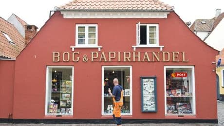 Face à la “crise de la lecture”, le Danemark supprime la TVA sur les livres