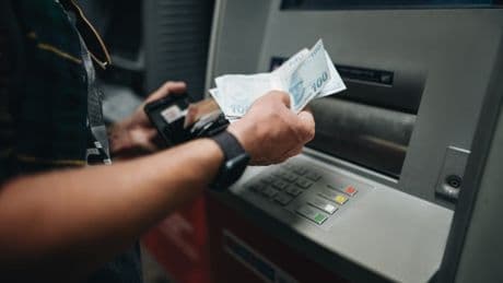 ATM'ye para yatırma limitleri güncellendi: Banka banka yeni sınırlar belli oldu