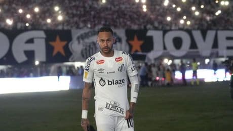 Neymar apologizes for red card in what could be his last game with Brazilian club Santos
