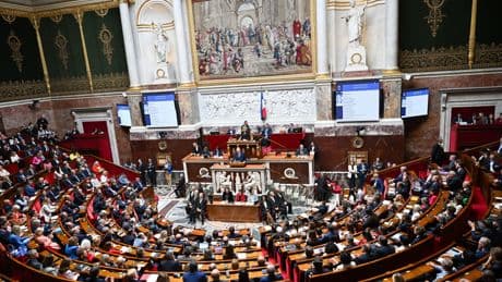 Isabelle Veyrat-Masson : « Le pays n'a pas ressenti l'urgence de la situation et les partis n'ont pas embrayé »