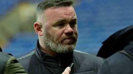 Wayne Rooney pareert kritiek NFL-gigant Tom Brady: ’Ik denk niet dat hij het voetbal begreep’