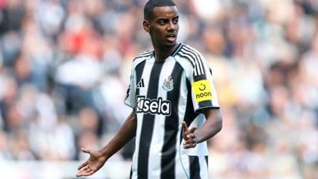 Liverpool transfer target Alexander Isak told he should only leave Newcastle for three clubs