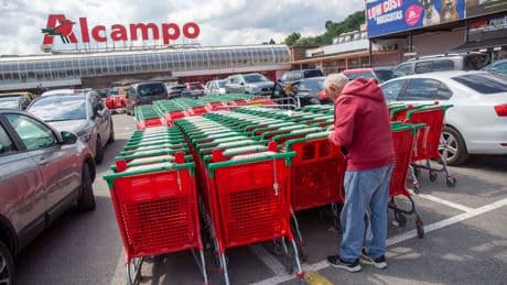 Alcampo sufre en España la crisis del hipermercado que ya castiga a Auchan y Carrefour en Francia