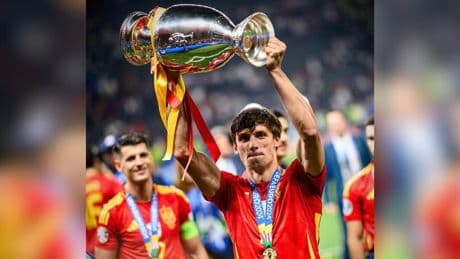 Le Normand reconoce su orgullo al escuchar el himno español: &quot;Lo siento así&quot;