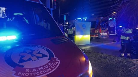 Muere un motorista tras chocar contra un coche en la calle del Doctor Esquerdo