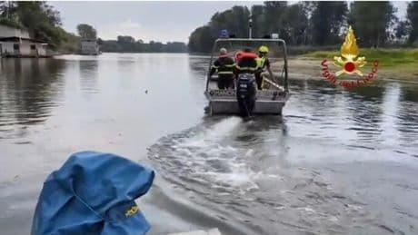 Pavia, trovato il corpo del 16enne disperso nei giorni scorsi nel Po: il padre aveva tentato di salvarlo