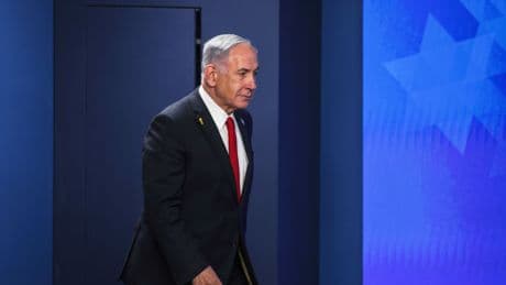 Netanyahu’s lang gekoesterde aanval op Iran is ook een welkome bliksemafleider