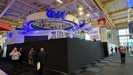 Francia oculta tras un muro negro los 'stands' de Israel por negarse a retirar sus "armas ofensivas" en la Paris Air Show