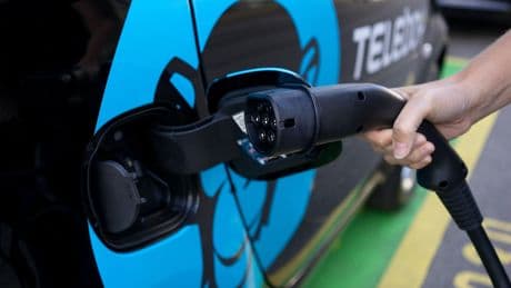 Steigende CO2-Preise ab 2027: So viel teurer wird Tanken und Heizen