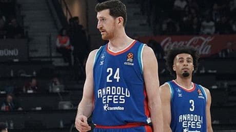 Anadolu Efes, Ercan Osmani'nin sözleşmesini 2 yıl uzattı!