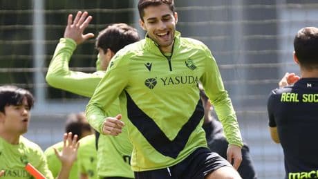 Zakharyan se entrena con normalidad pero Imanol no recupera a nadie más para su despedida