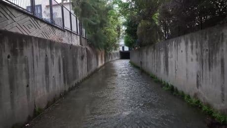 Alanya Belediyesi, dere temizlik çalışmalarına hız verdi