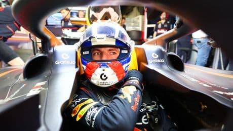 En Barcelona puede quedar resuelto el futuro de Verstappen por esta cláusula: depende de su resultado