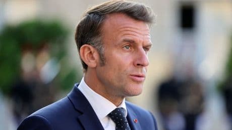 "Entrisme" des Frères musulmans: Emmanuel Macron annonce un élargissement des possibilités de sanctions financières