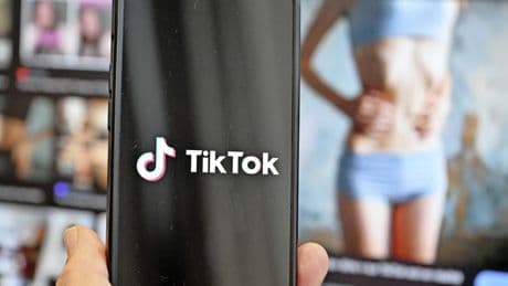 TikTok verwijdert wereldwijd #SkinnyTok na druk uit Brussel en Parijs: ’Een stap vooruit’