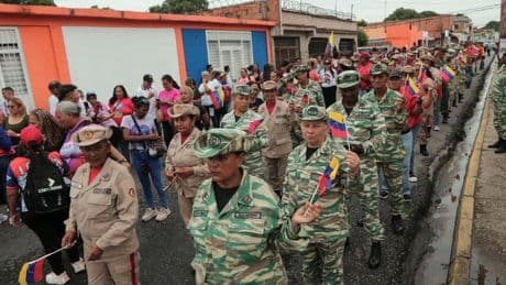 Trump baraja atacar a los cárteles de la droga dentro de Venezuela