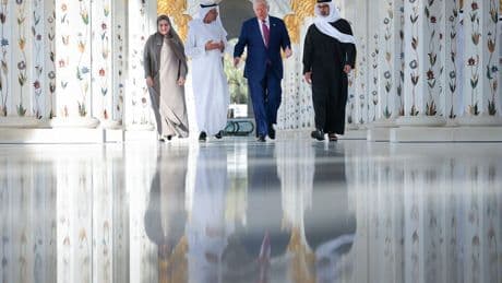 Boeing Gets 28 Plane Order From Etihad Airways As Trump Tour Continues