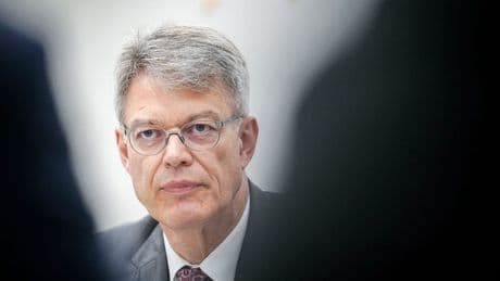 Bahnchef Richard Lutz entlassen: Verkehrsminister Schnieder erklärt Gründe