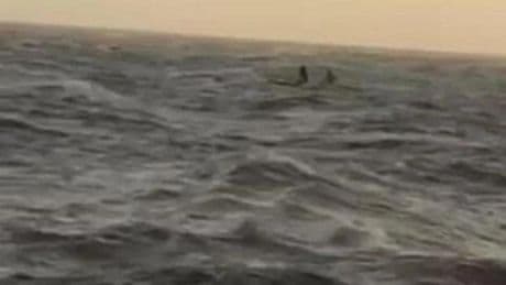 Un reventón térmico obliga a desalojar las playas de Granada y a rescatar a siete personas a la deriva