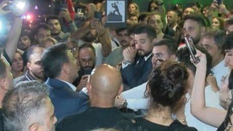 Gürsel Tekin, parti binasına geleceğini açıklamıştı! CHP İstanbul İl Başkanlığı önünde hareketlilik başladı
