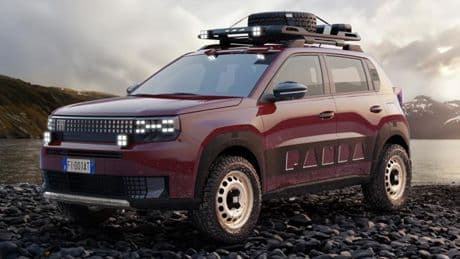 È tornata la mitica Fiat Panda 4x4: è più grande, spaziosa e non ha paura di andare in fuoristrada