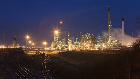 Government demands investigation after Lindsey oil refinery owner collapses