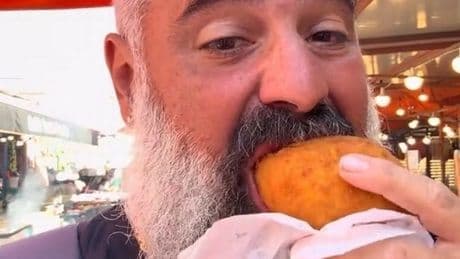 Man orders huge feast in Italy and is floored by the bill when it arrives