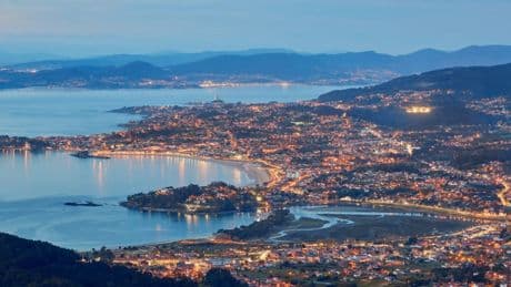 Ni A Coruña ni Santiago: el lugar de Galicia que se ha puesto de moda entre los turistas españoles