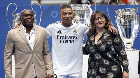 La madre de Kylian Mbappé revela cuándo su hijo explotó: "¡No vuelvo a jugar con el PSG!"