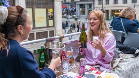 London’s newest bus journey has cocktails, movie soundtracks and quizzes