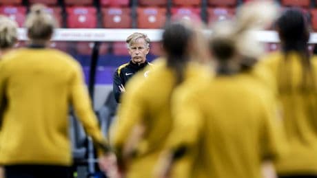 Teamgevoel bij Oranje weg na afgang? 'Wat Jonker doet, is niet goed genoeg'