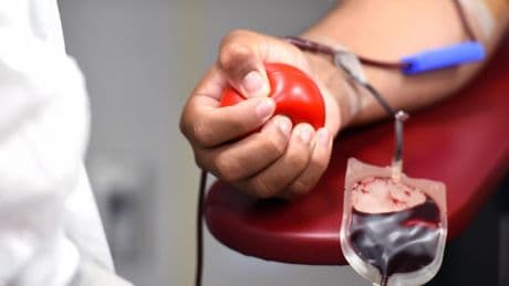 Alerta en los hospitales madrileños por falta de donaciones de sangre
