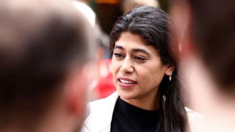 "Comportement indigne": le groupe Orpi présente ses excuses à Rima Hassan, prise à partie par des agents