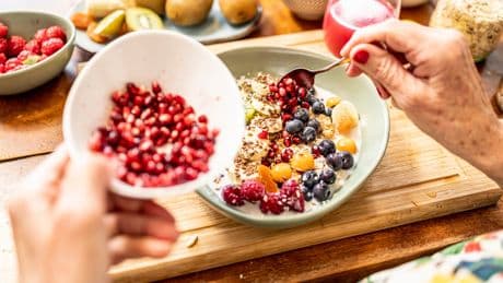 Schlecht fürs Abnehmen: 5 Lebensmittel, die Bauchfett machen – und Alternativen