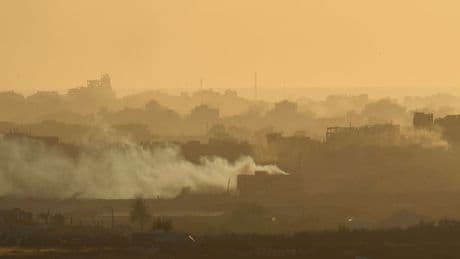 Lage im Überblick: Israel lässt weitere Hilfe nach Gaza - Verteilung ungewiss