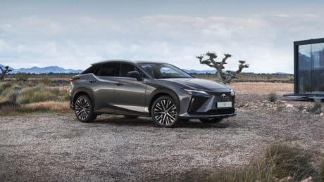 Lexus amplía la gama de su RZ eléctrico con el nuevo acabado e-Premium Design