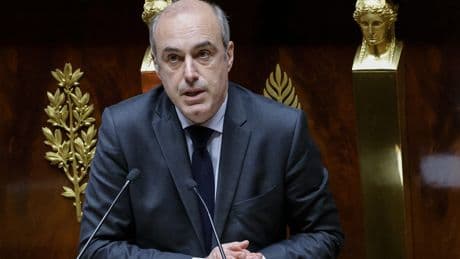 Mort d’Olivier Marleix : François Bayrou exprime son «infinie tristesse» sur les terres du député