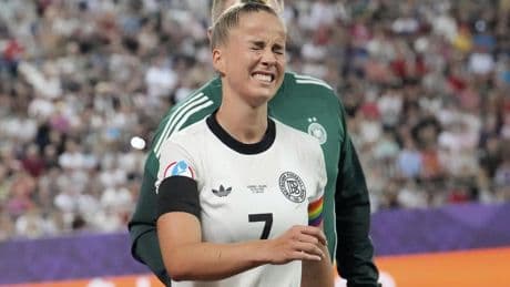 Una jugadora clave de Alemania dice adiós a la Eurocopa