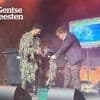 Waar is de feestenburgemeester? Boeit niet, iedereen wacht op Flo Windey!