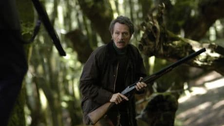 Si te gustó &#039;As bestas&#039;, no te pierdas este thriller español con Gary Oldman que puedes ver gratis